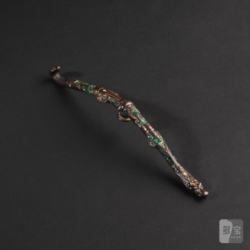 戰國 公元前四至三世紀 青銅錯金嵌松石帶鉤 | FIBULE EN BRONZE ET INCRUSTATIONS EN TURQUOISE - 图5
